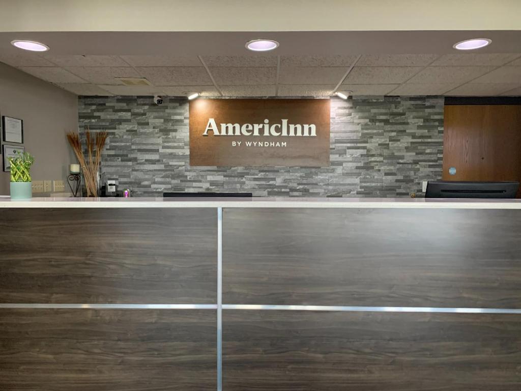 Americinn By Wyndham Stuart Buitenkant foto