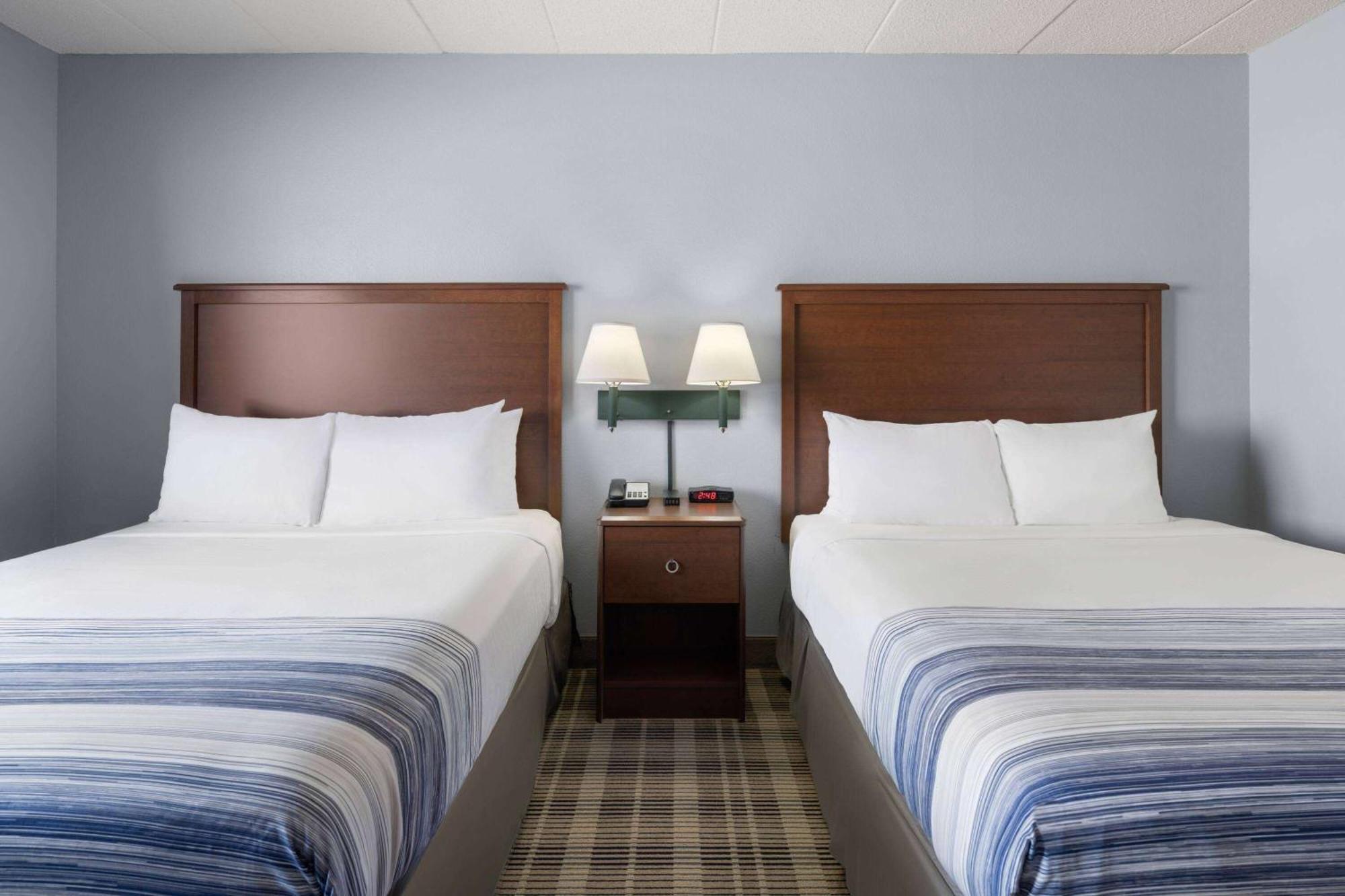 Americinn By Wyndham Stuart Buitenkant foto