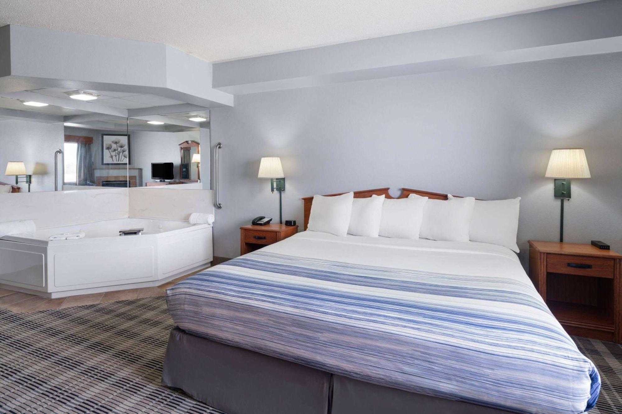 Americinn By Wyndham Stuart Buitenkant foto