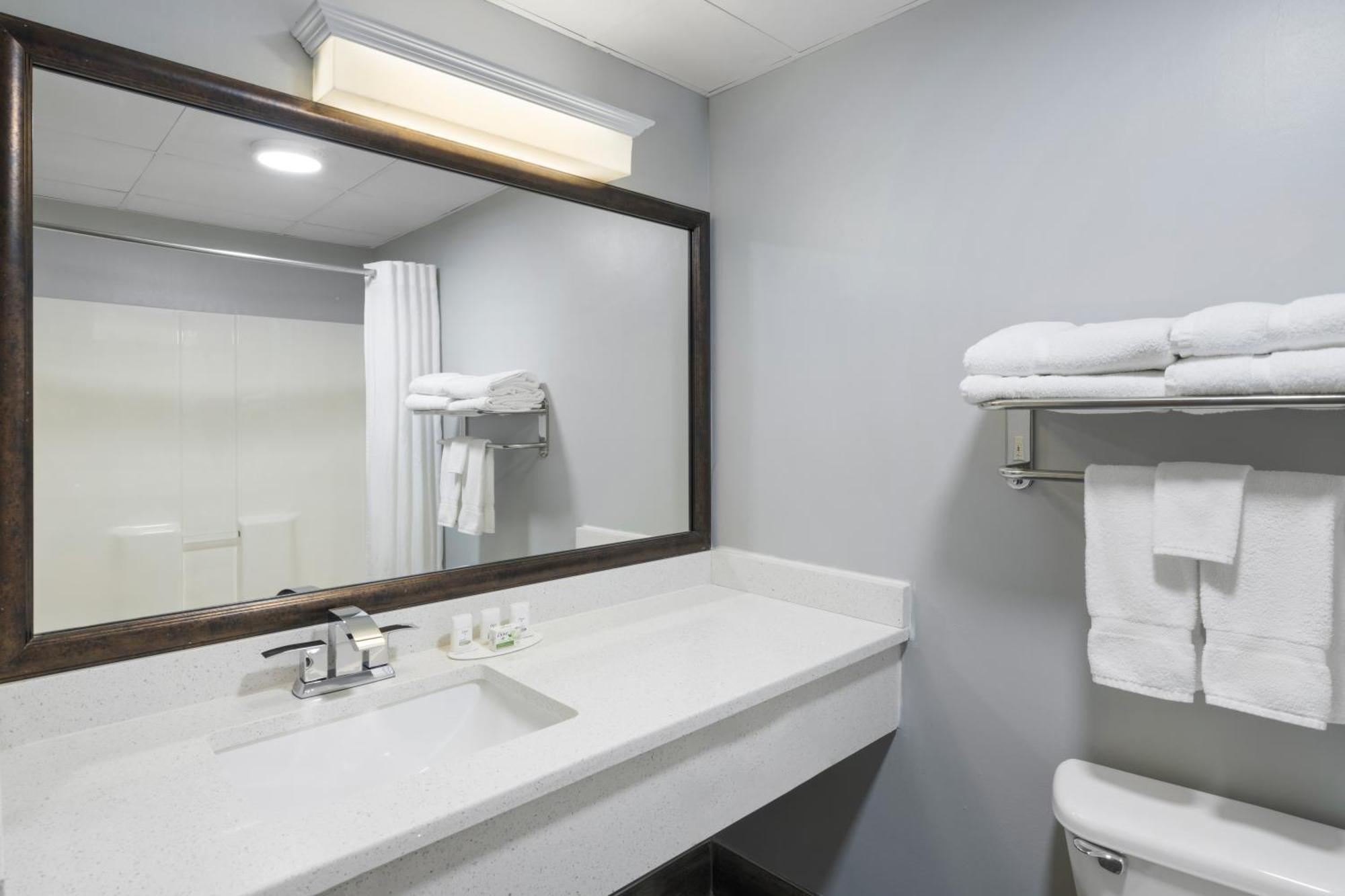 Americinn By Wyndham Stuart Buitenkant foto